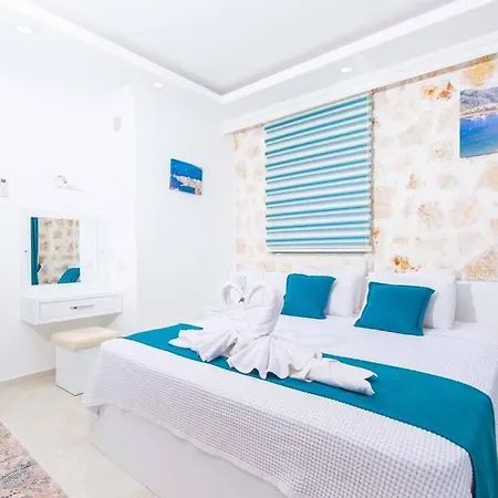 Villa Kalkan'Da Kiralik Muhafazakar Jakuzili Villa *